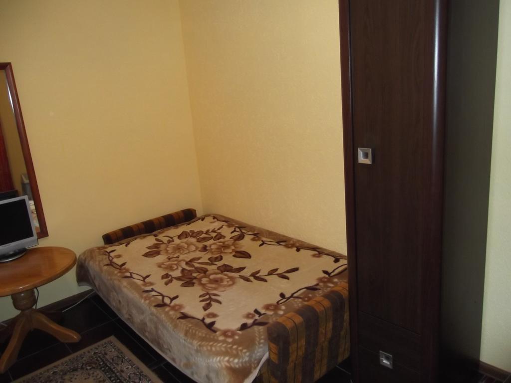 Dworek W Zieleni Varsóvia Quarto foto